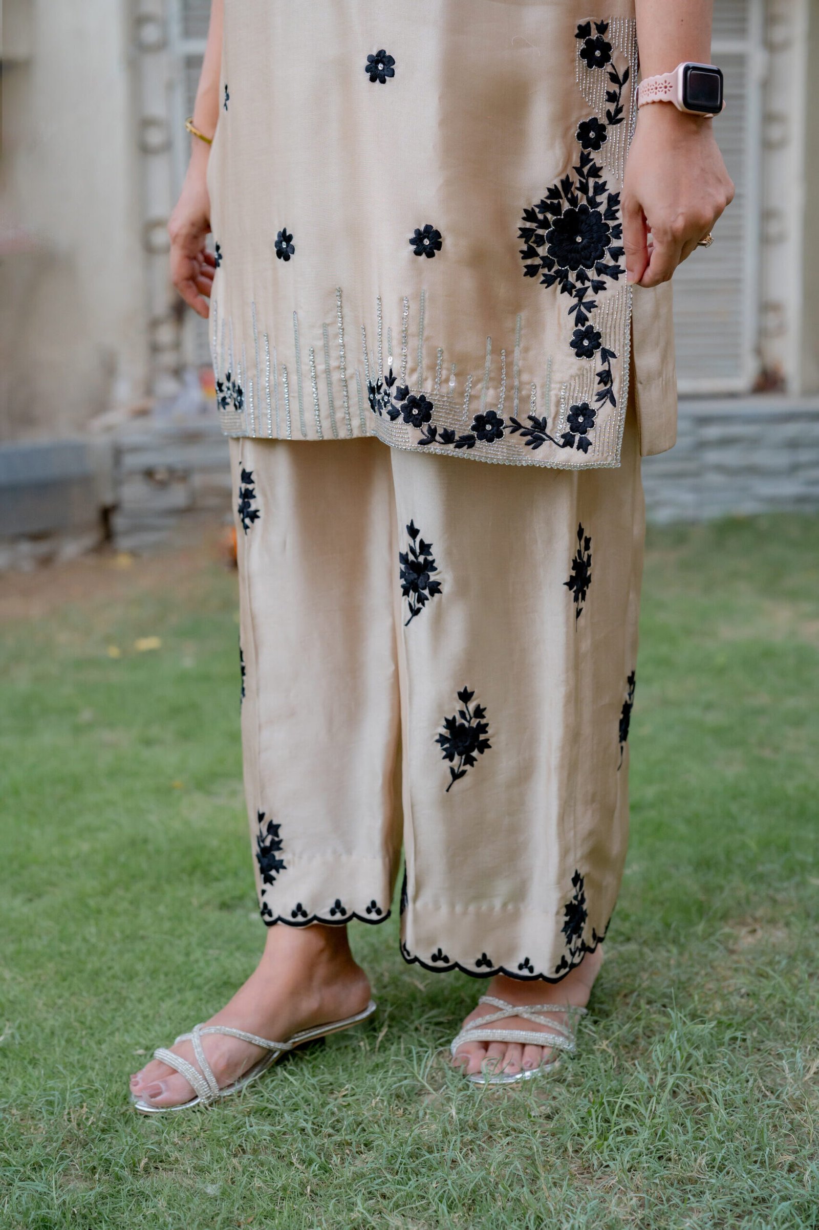 GOLDEN BLOSSOM - Image 4