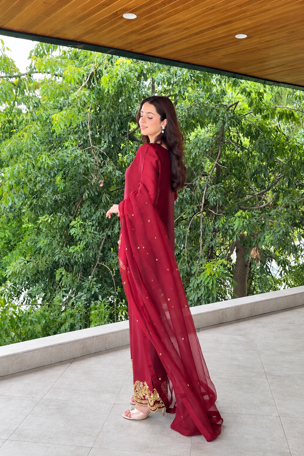 MAROON ROYALE - Image 4